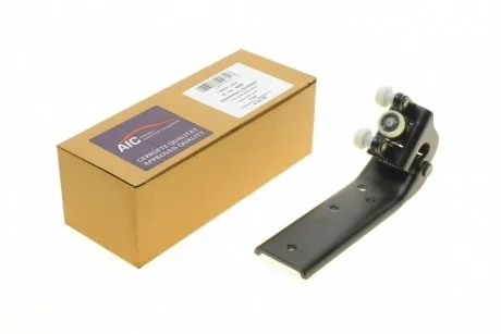 Шарнір дверей Aic 55889