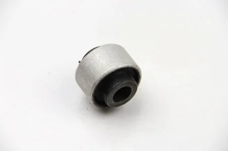 Сайлентблок переднего рычага передний Renault Scenic (09-), Megane (08-), Fluence (10-) ASAM 80572