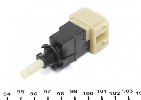 Датчик педали AUTOTECHTEILE 1 005 490