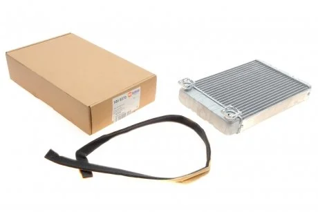 Радиатор печки Mercedes Benz W199 03-10 / W209 02-10 / W203 00-07 / W230 01-12 / W463 00-18 AUTOTECHTEILE 100 8378 (фото 1)