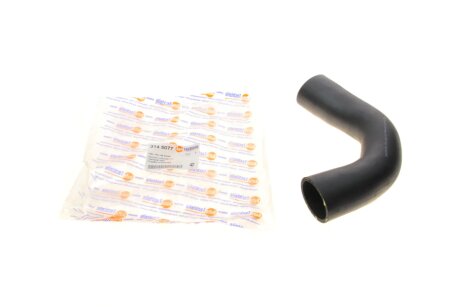 Патрубок інтеркулера AUTOTECHTEILE 3 145 077