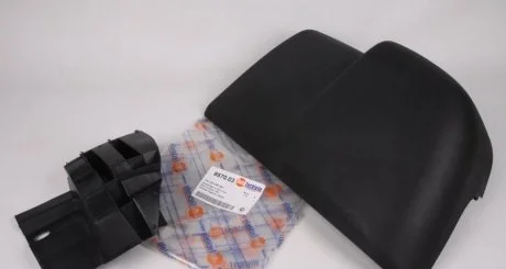 Клык бампера AUTOTECHTEILE 3 857 003