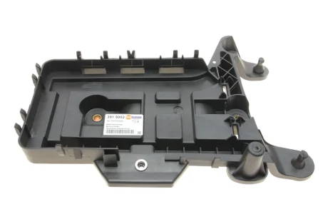 Крепления аккумулятора Audi A3 03-15/Q3 11-20/ Skoda Octavia 04-13/Superb 08-15/ VW Passat B6 05-10/Passat B7 10-14/Sharan 10-/Tiguan 07-18/Caddy IV 04-15 AUTOTECHTEILE 391 5002 (фото 1)