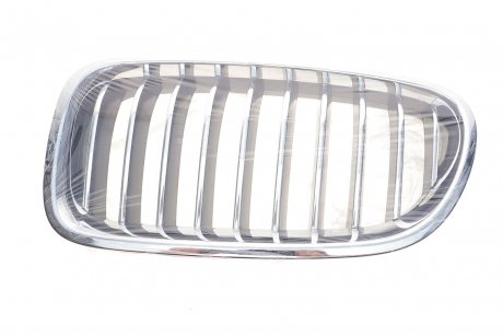 Решітка радіатора BMW F10 13-16 AUTOTECHTEILE 700 0337