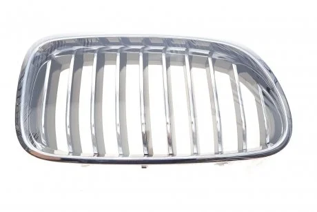 Решетка радиатора BMW F10 13-16 AUTOTECHTEILE 700 0338
