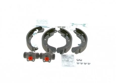 Комплект тормозных колодок BOSCH 0 204 113 664 (фото 1)