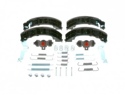 Фото 1 - комплект тормозных колодок BOSCH 0 204 113 692 Комплект тормозных колодок BOSCH 0 204 113 692 (фото 1)