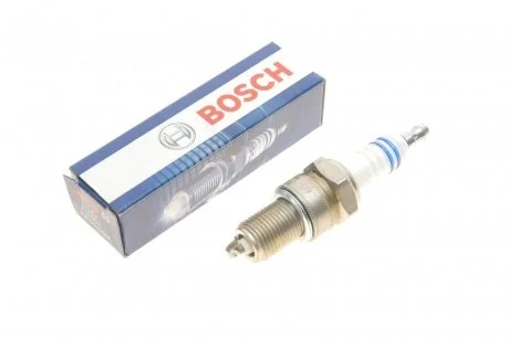 Свеча зажигания Honda Z21 BOSCH 0 242 235 707