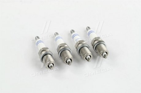 Свеча зажигания FR7DCXE NICKEL CHEVROLET AVEO, LACETTI, DAEWOO LANOS 4шт. BOSCH 0242235913