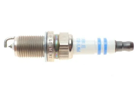 Свеча зажигания FR7KPP33+ DOUBLE PLATINUM (VAG) BOSCH 0242236564