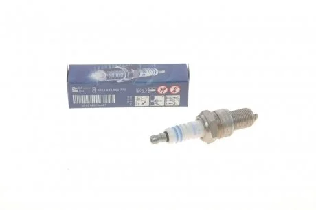 Свіча запалювання Z47 BOSCH 0242245552