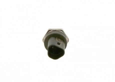CZUJNIK CIМNIENIA PALIWA JAGUAR F-PACE/XF/XJ/RANGE ROVER SPORT 3,0/5,0 14- BOSCH 0 261 545 161