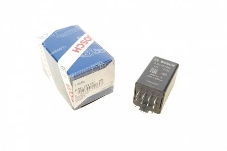 Реле свічок розжарювання Audi A4/A6/Touareg 2.7/3.0 TDI 06- BOSCH 0281003087