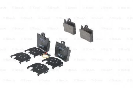 Комплект тормозных колодок, дисковый тормоз BOSCH 0986424830
