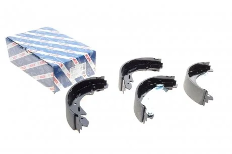 Комплект тормозных колодок BOSCH 0986487521