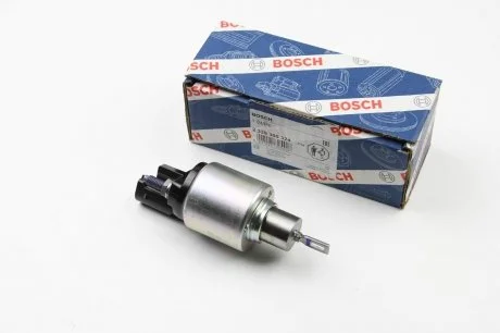 Реле втягивающее T5/Caddy III 1.9TDI/2.0SDI BOSCH 2339305324 (фото 1)
