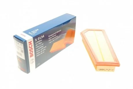 Воздушный фильтр 0134 MB W204,C204,S204,,W212,S212,A207,C207,R171,R172 07- BOSCH F026400134