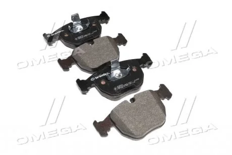 Тормозные колодки дисковые, к-кт. BREMBO P06 021