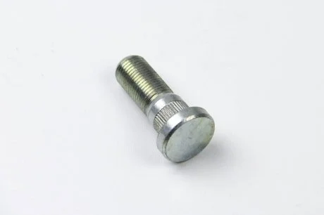 Шпилька колеса передняя, T15 92-00 BSG BSG 30-230-012
