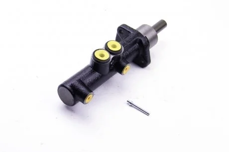 Головний гальмівний циліндр Sprinter 95-00 (23.81mm) BSG BSG 60-215-007