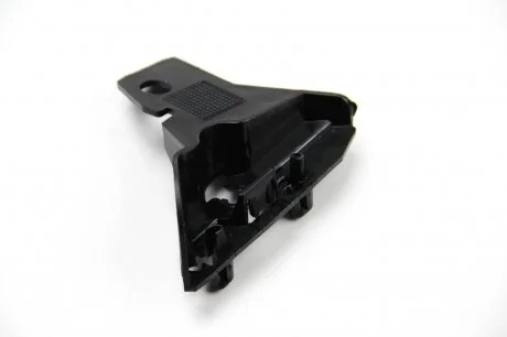 Кронштейн рамки решітки радіатора Sprinter 06-Л. BSG BSG 60-927-002 (фото 1)