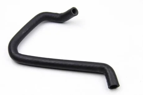 Патрубок радиатора нижн. Berlingo/Partner 1.9D DW8 96-02 (к масл. радиатору) BSG BSG 70-720-131