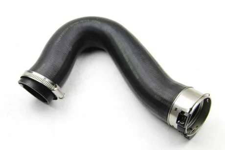 Патрубок інтеркулера Crafter 2.0 TDI 11-Пр. BSG BSG 90-720-119