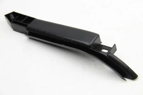 Крепление бампера пер. T4 96- Л. BSG BSG 90-922-018