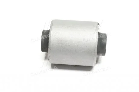 Сайлентблок рычага HYUNDAI ELANTRA HD 06-11 I30 07-12 KIA CEE\'D 06-12 CTR CVKH-128