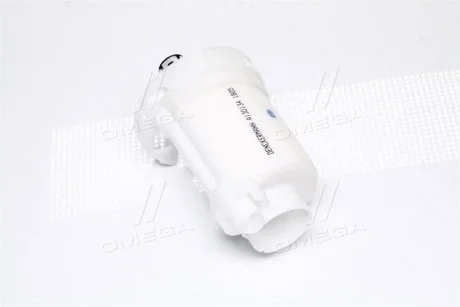 Фильтр топливный Toyota 1.6 16V, 1.8 16V 01- Denckermann A130134
