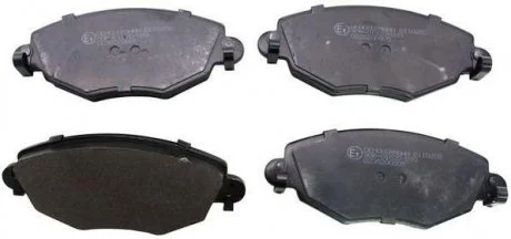 Тормозные колодки дисковые перед. Ford Mondeo 1.8/2.0/2.5 00- Denckermann B110202