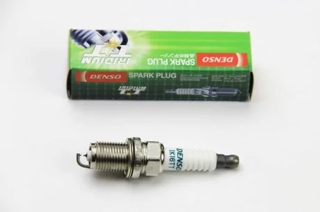 Свеча зажигания Skoda Fabia 1.4 99-03 /Audi A4, A6 2.0 /VW Passat B5 2.0 DENSO IK16TT