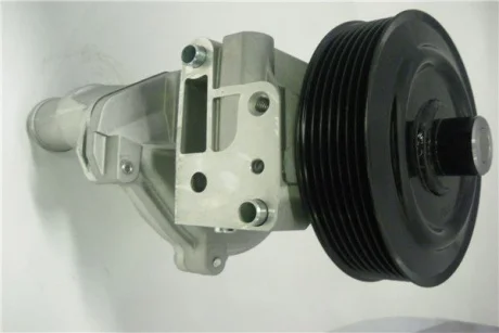 Насос водяной с патрубком Ford Transit 04-/06- GMB GWF107AH (фото 1)