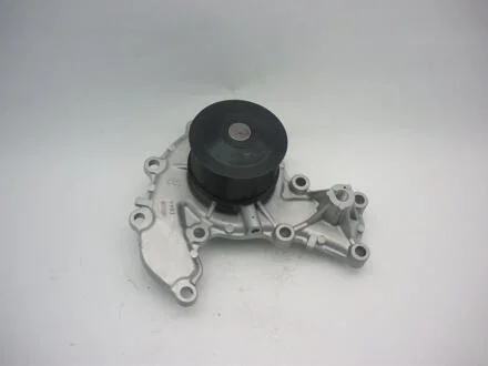 Насос водяной двигателя GMB GWIS44A