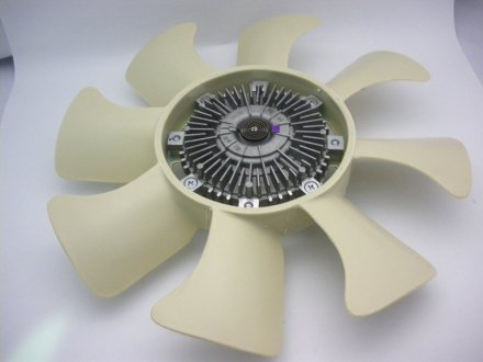 Диффузор радиатора охлаждения с вентилятором, в сборе GMB GWK11F (фото 1)