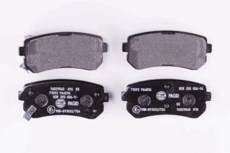 Тормозные колодки зад. Hyundai Accent/Kia Rio/Ceed 05- (mando) HELLA 8DB355006-961