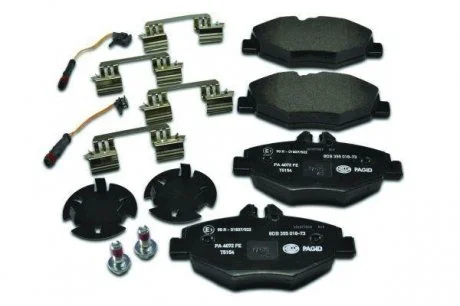 Тормозные колодки дисковые перед. DB W211 E-klasa 02- (с дат.) HELLA 8DB 355 018-731