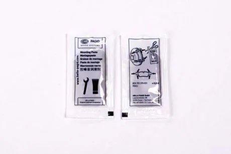 Монтажная паста для тормозных колодок 5ml HELLA 8DX 355 370-031 (фото 1)