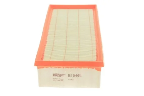 Фильтр воздушный Toyota Avensis 2.2-2.4D 05- HENGST FILTER E1046L