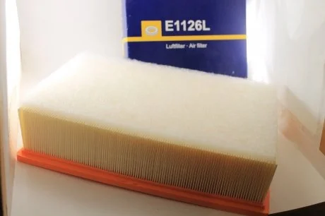 Фільтр повітряний (з додатком.) Audi A3/Seat Leon/Skoda Octavia/VW Golf VI, VII 1.4-2.0D 12- HENGST FILTER E1126L