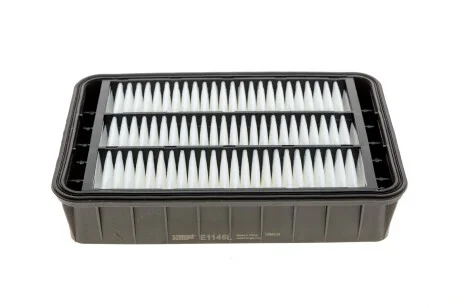 Фильтр воздушный Mitsubishi Lancer X 08-/Outlander XL 07-/Citroen C4 2.0 11- HENGST FILTER E1146L