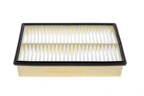 Фильтр воздушный Mazda 3 2.0 03-/Mazda 5 1.8/2.0 05- HENGST FILTER E658L