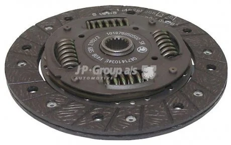 Диск сцепления VW Golf III/IV 1.6/1.8.2.0 91-06 JP GROUP 1130201400