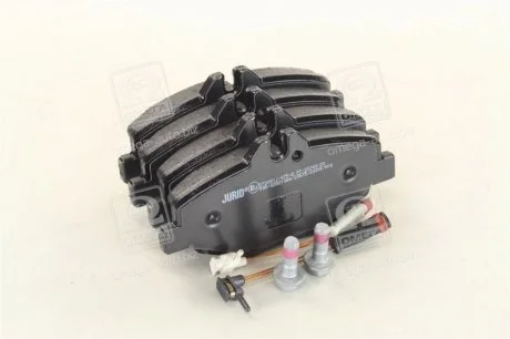 Колодки тормоза передние. DB S211/W211 Jurid 573091J