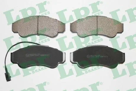 Колодки тормозн.передн.JUMPER; FIAT DUCATO; PEUGEOT BOXER 1.9TD-2.8HDi 03.94- Q18 /с датчиком/ LPR 05P967