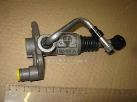 Циліндр зчеплення головний LPR 2218