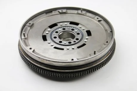 Маховик двухмассовый 240 mm MB VITO 108 110 SPRINTER 2,3D 95- LuK 415 0117 10