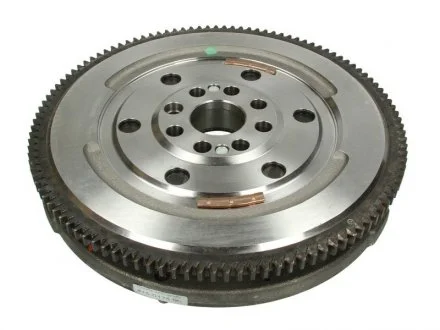 Маховик LuK 415 0175 10