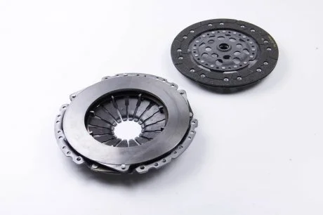 Комплект сцепления Combo 1.3CDTi 04- (- дв.№2494873) (выступ 8мм) LuK 622 3095 09