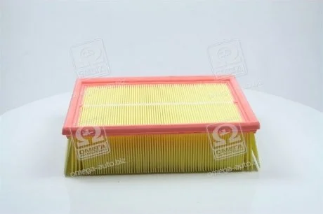 Фильтр воздуха AUDI A4/6 2.5TDI 97- M-FILTER K 439